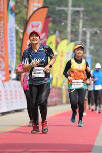 BIB: 46061
                            <button type="button" onclick="openModal(8237947)" class="btn btn-primary btn-sm float-right btn-popup" data-toggle="modal" data-target=".modal-high-quality">
                        <i class="fas fa-shopping-cart"></i> Add to Cart
                    </button>
                                            <button type="button" onclick="isThisMe(8237947, true)" class="btn btn-success btn-sm float-right btn-popup btn-isme hidden" data-toggle="tooltip" data-placement="bottom" title="นี่คือรูปของคุณใช่ไหม คลิกที่นี่เพื่อเอาเข้าอัลบั้ม">
                        <i class="fas fa-plus"></i> Add to album
                    </button>
                    <button type="button" onclick="isThisMe(8237947, false)" class="btn btn-warning btn-sm float-right btn-popup btn-isnotme hidden">
                        <i class="fas fa-ban"></i> Remove from album
                    </button>